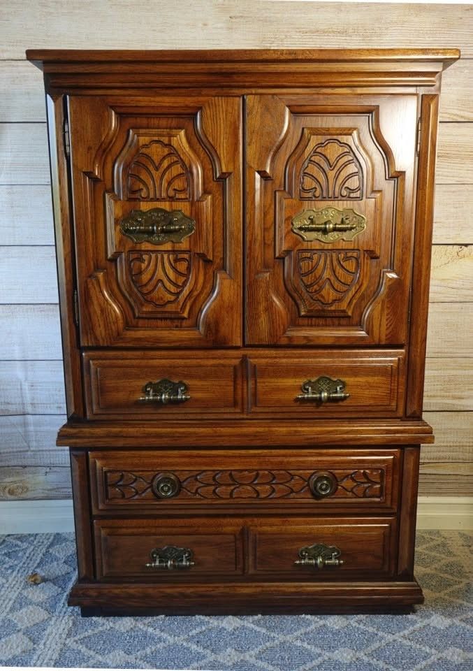 Vintage Link-Taylor Dresser Armoire – Solid Wood, Delivered