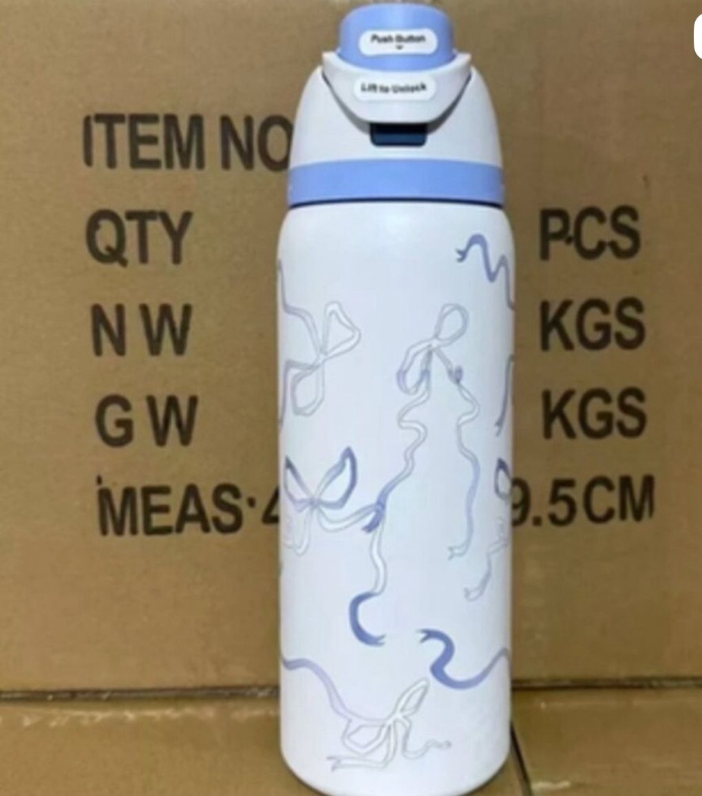 Brand-new Owala FreeSip 32oz Water Bottle in the Tied & True Blue Bows
