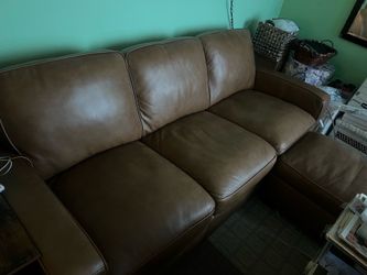 Simon Li Leather Sofa & Matching Ottoman - Like New - Jordan’s Furniture
