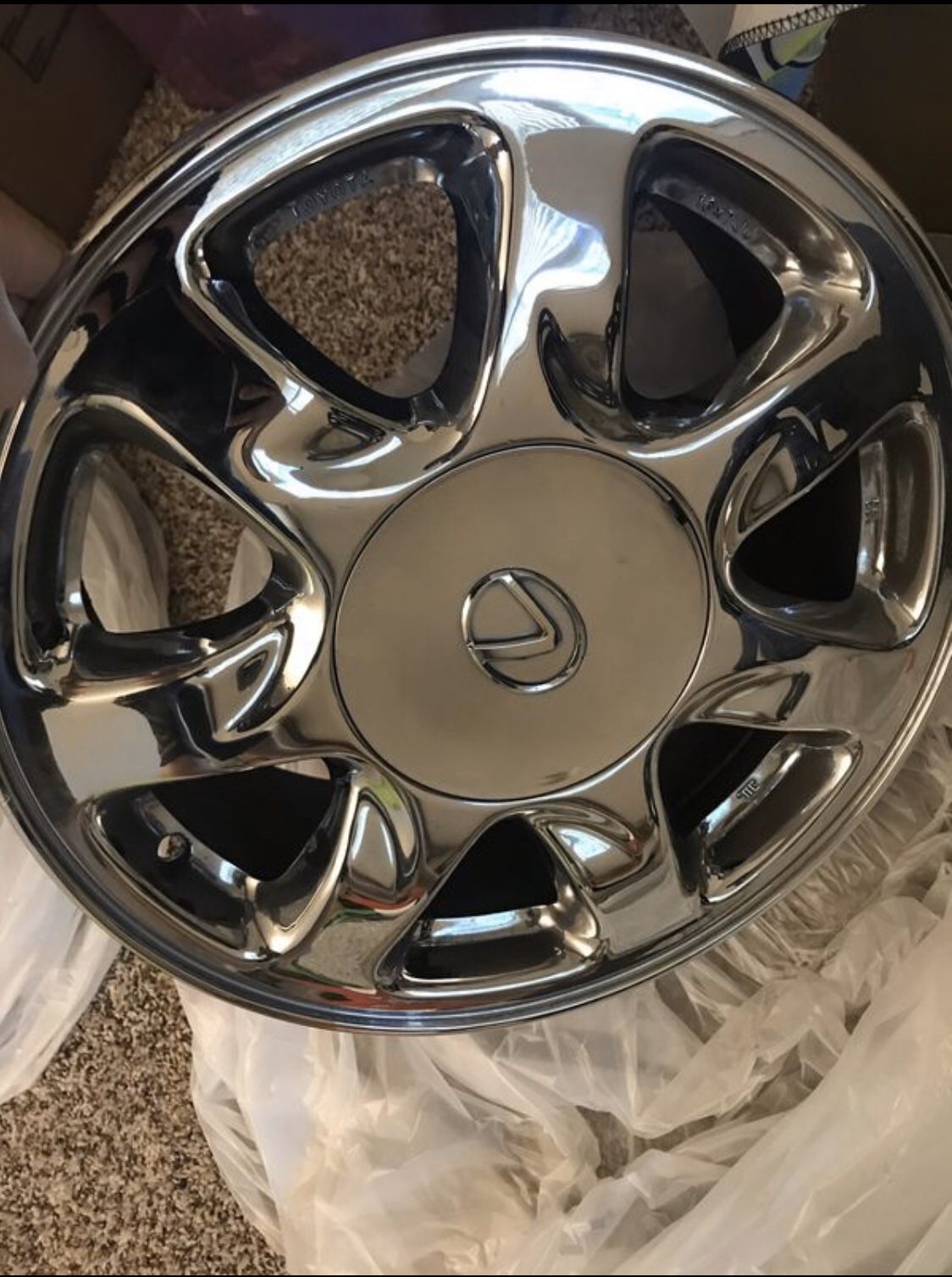 Stock Chrome Lexus SC400 rims 16” set of 4