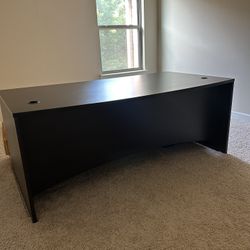 Newly Desk