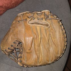 Vintage  Besball Gloves 