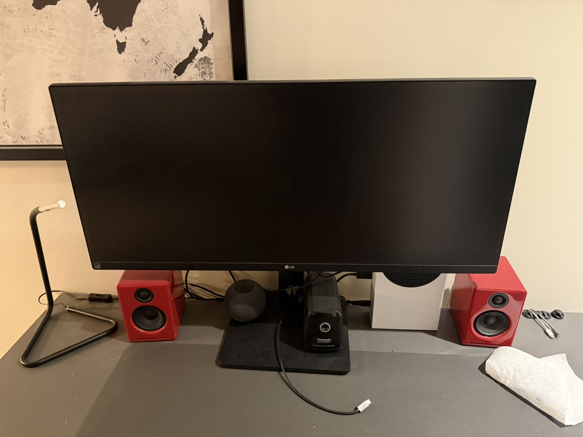 LG ultrawide Monitor 34”