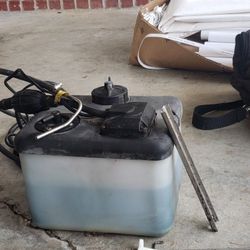 1.8 gallon 2 stroke oil tank with hoses