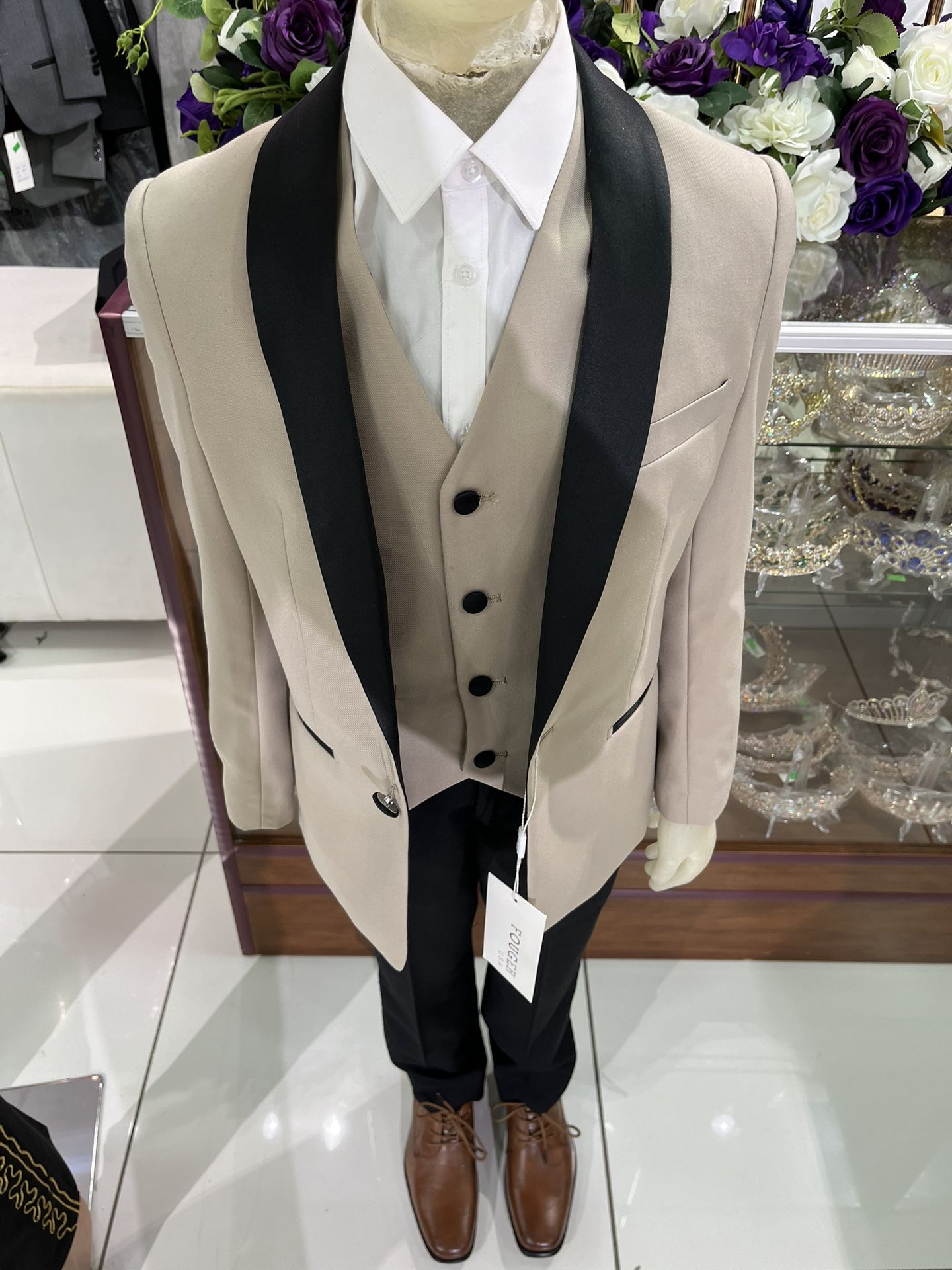 $149.99 Gray Fine Silk Coat With Vest And Black Pants