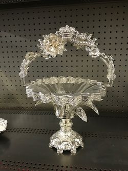 Silver Color Floral with Crown Serving Basket Decoration for Weddings, Parties, Formal Events, etc.