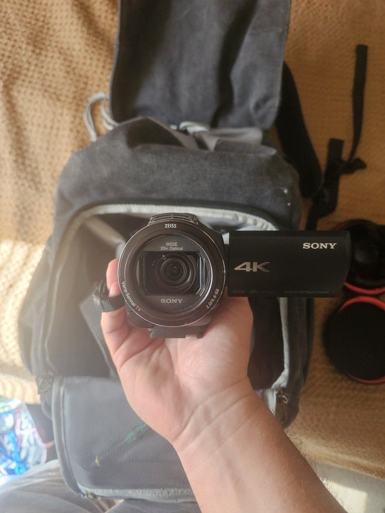 Sony AX43A