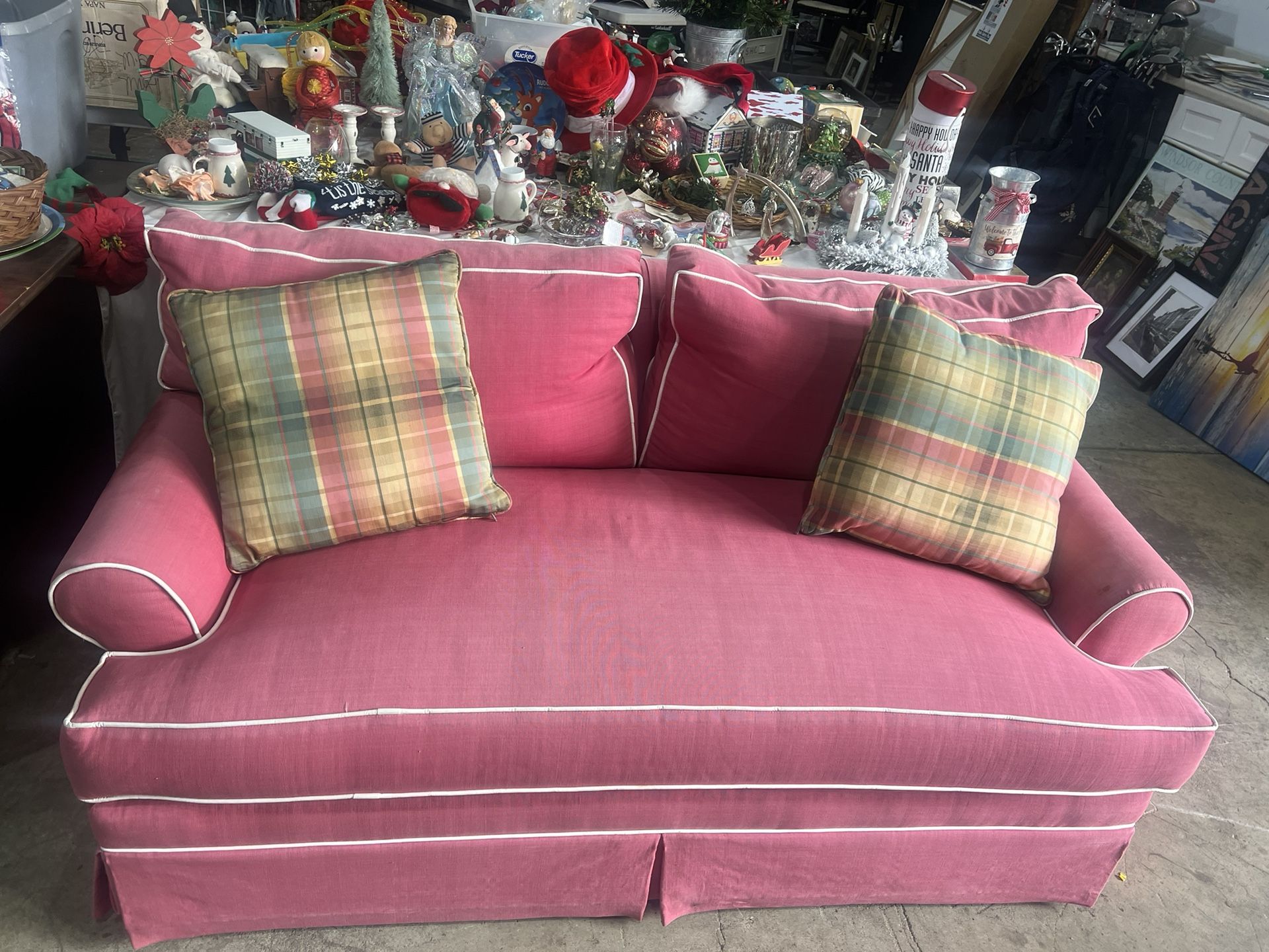 Designer upholstered pink sofa w/ white piping comes w 3 pillows p/u in Willow Grove PA