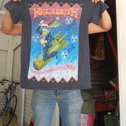 Rare, Limited, Out Of Print Megadeth 2015 Thrashing Through The Snow