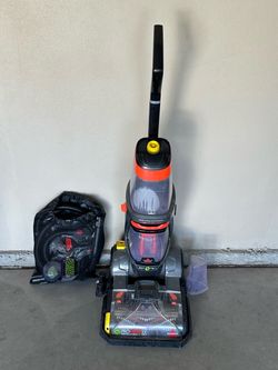 Bissell proheat 2x Revolution Pet Pro carpet cleaner