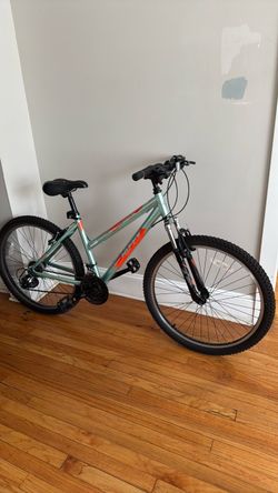 Huffy Escalate Bike
