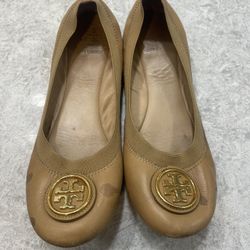 Tory Burch Tan Flats Size 9