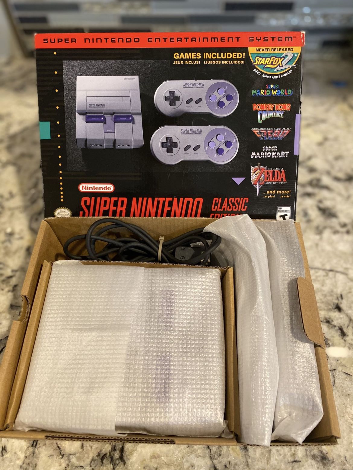 Super Nintendo Mini Classics Snes Two Controllers Like New In Box