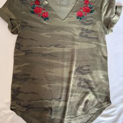 Women’s T-Shirt