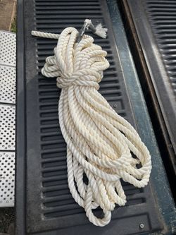 3/4” Twisted Nylon Rope