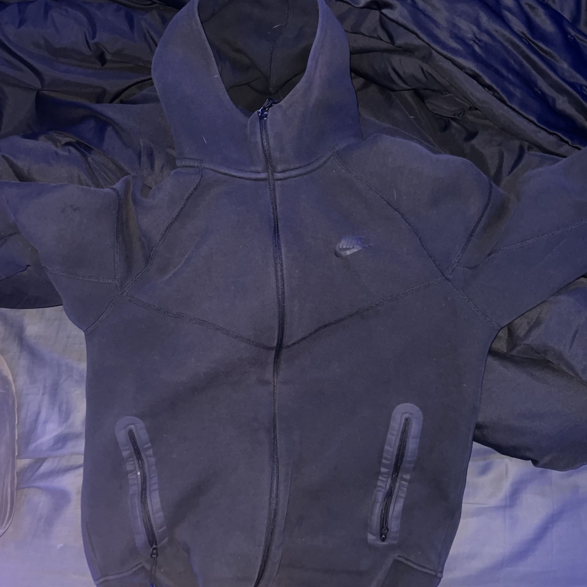 Nike Tech Medium