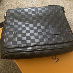 Louis Vuitton Crossbody Bag