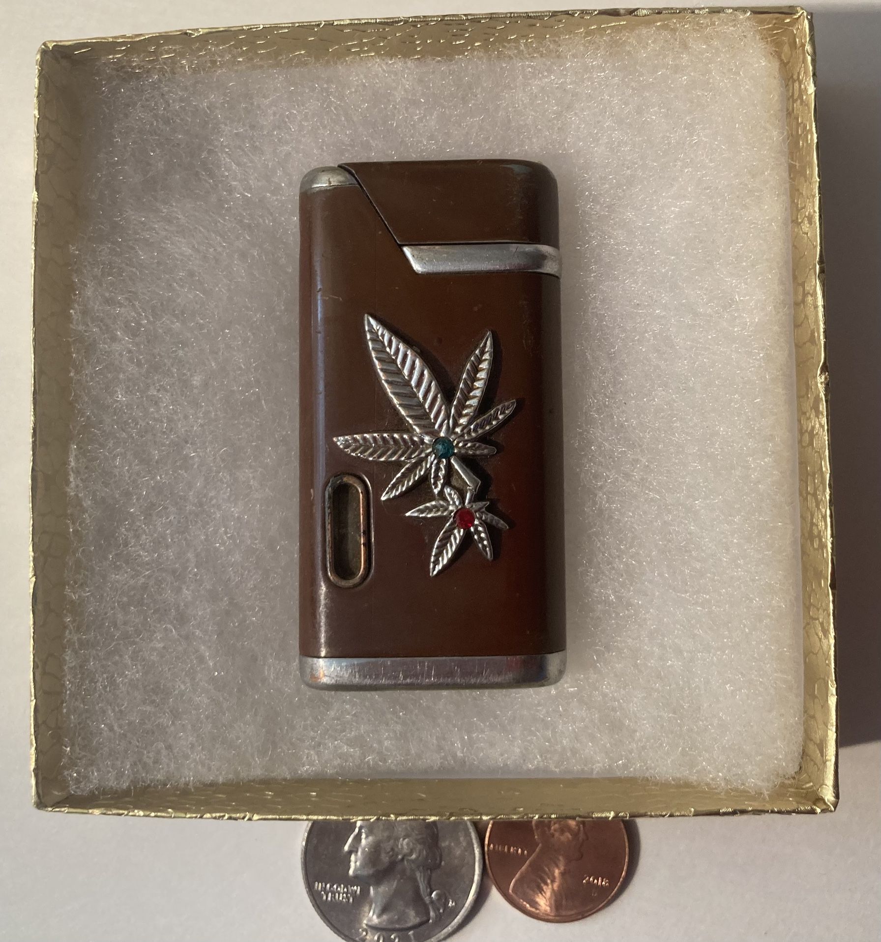 Vintage Lighter With Silver Pot Leaf And Stones Works Great