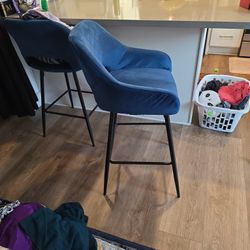 BAR STOOL