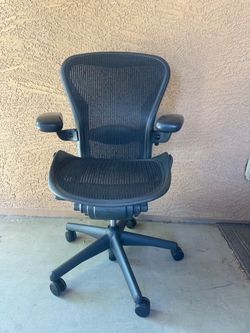Herman Miller aeron b office chair