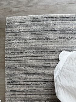 Arhaus 8’ x 10’ Gray Area Rug – Modern Textured Design