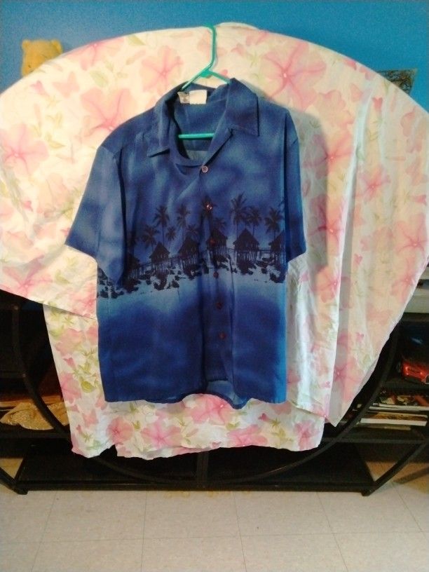 Men's XL Button Down Shirt