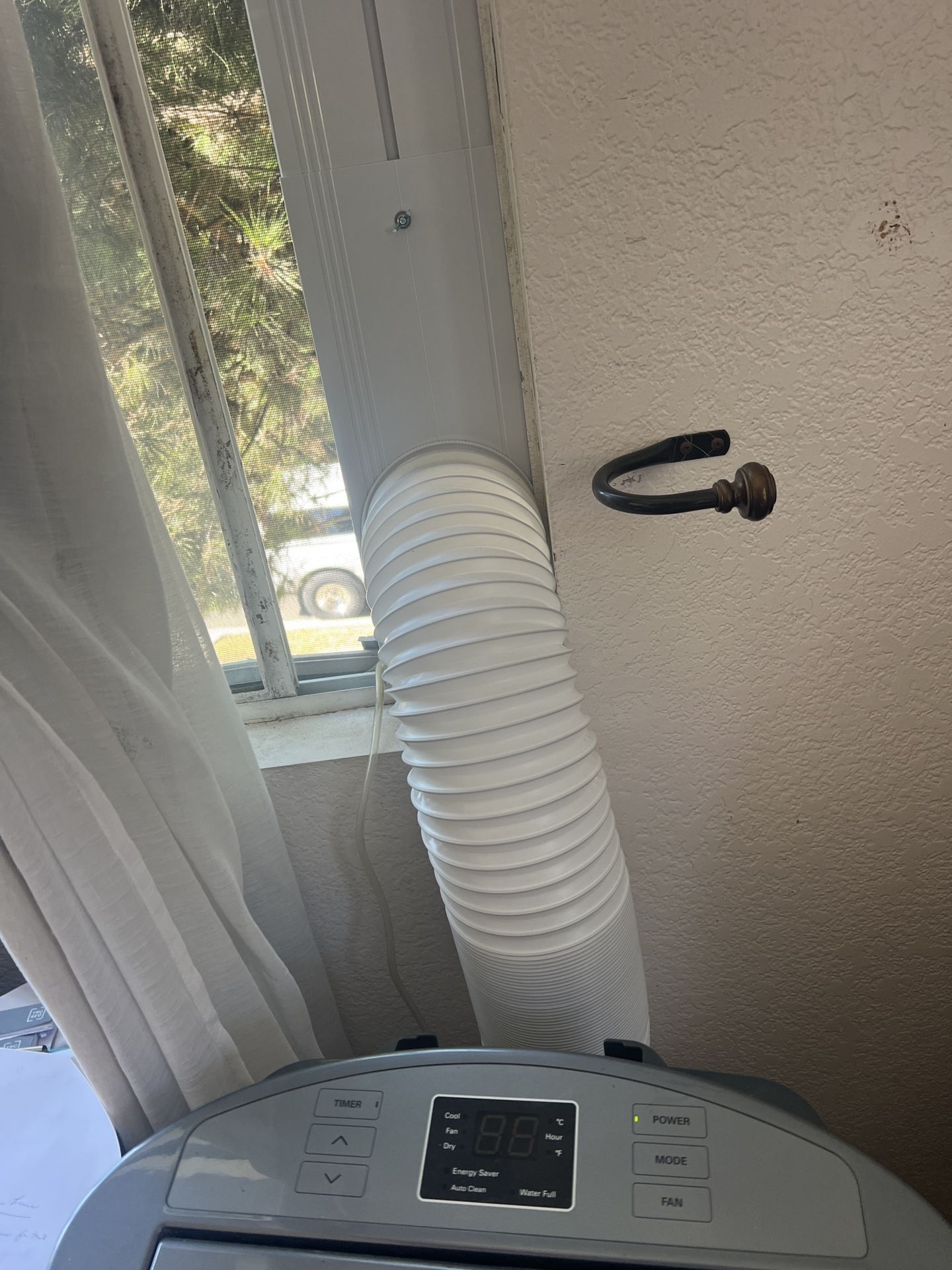 LG Air Conditioner 