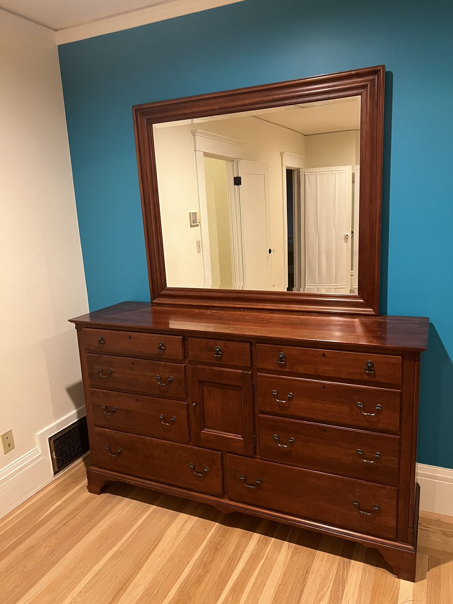 Lexington Bob Timberlake Cherry Dresser With Top Mirror
