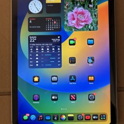 Ipad - 10th Generation - 64GB - Wifi+Cellular - Silver