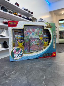 30th Celebration Sylveon ex Box