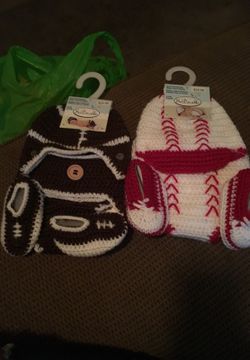 Crocheted hat diaper cover and booties