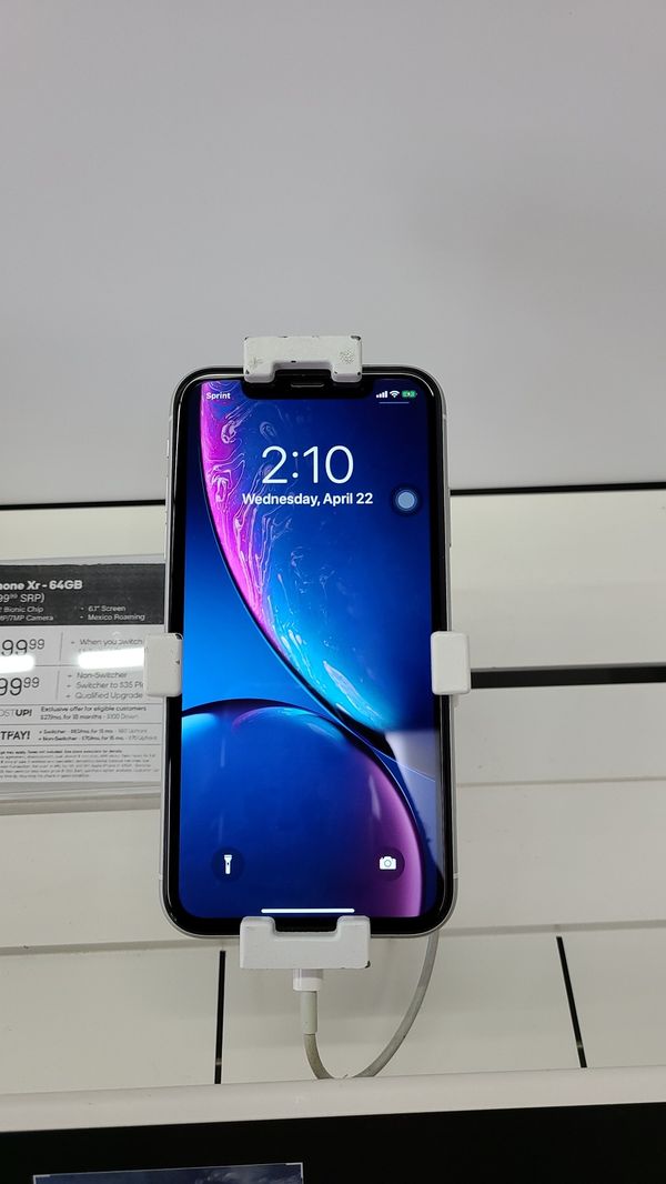 100 DOLLARS OFF A BRAND NEW IPHONE XR WHEN YOU SWITCH TO BOOST MOBILE