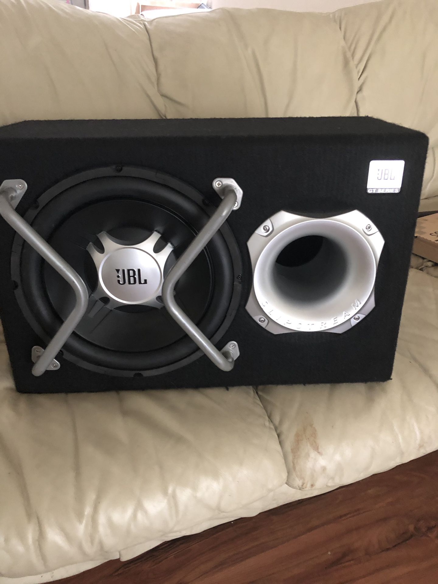 JBL 12” speaker with built-in Amplifier obo