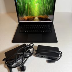 Microsoft Surface Laptop 3 15"  1872 Core i7 512GB SSD 16GB RAM w/Dock Station