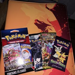 Pokémon Tcg lot of 5 items: Brand new exclusive large charizard binder x 4 factory sealed packs
