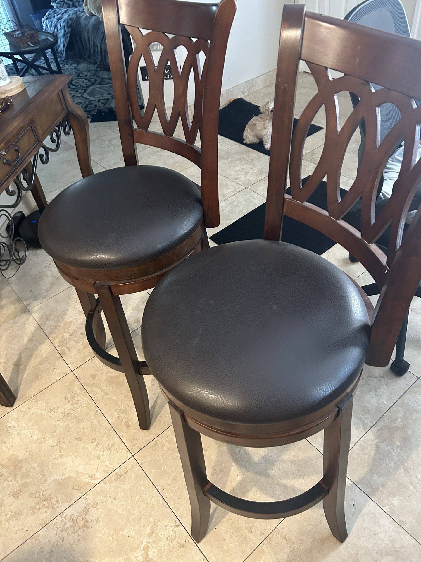 Set Of 2 Hardwood leather swivel 28 Inch Bar Stools