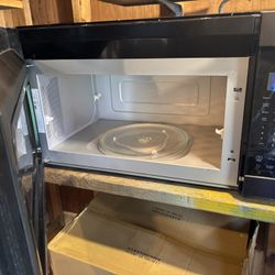 Whirlpool Microwave For Sale 