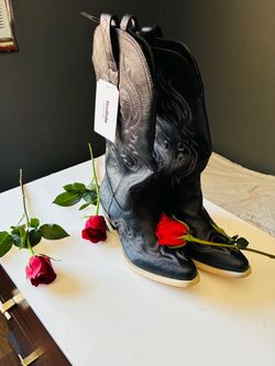 BOTAS NUEVAS PARA MUJER SIZE 10