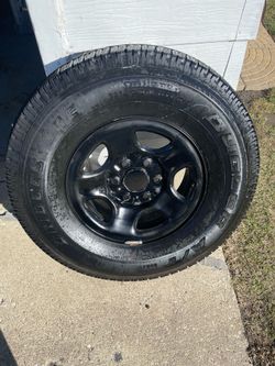 Tire / Size  P265/75R16