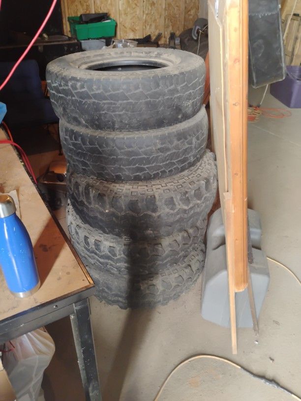 Tires And Set Of Rims That Go To A Dodge Pick Up