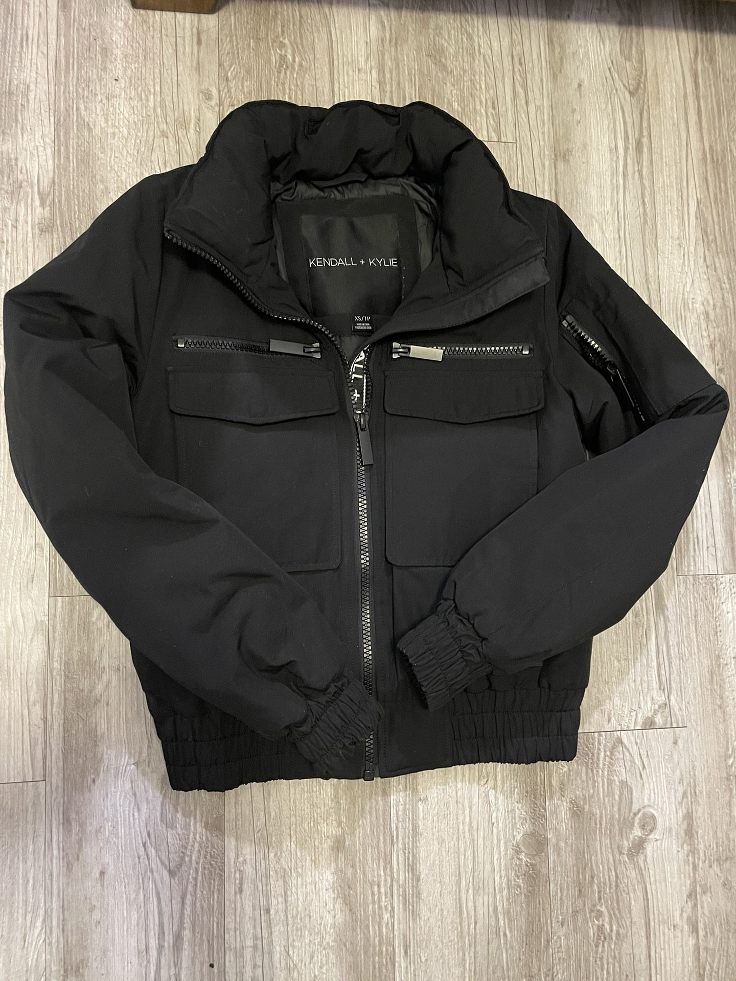 Kendall Kylie Black Puff Jacket Size XSmall