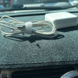 Mc Boock Power Adapter Model A1184/A1330/A1344/A1435