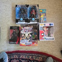 Collectible Toys: Star Wars, Transformers/Ghostbusters, Spider-Hulk, BATMAN 