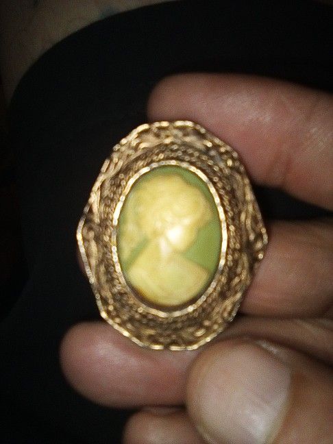 Opeir Broch