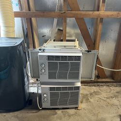 GE 5100 BTU 115V Window AC Cools 150 Sq.Ft