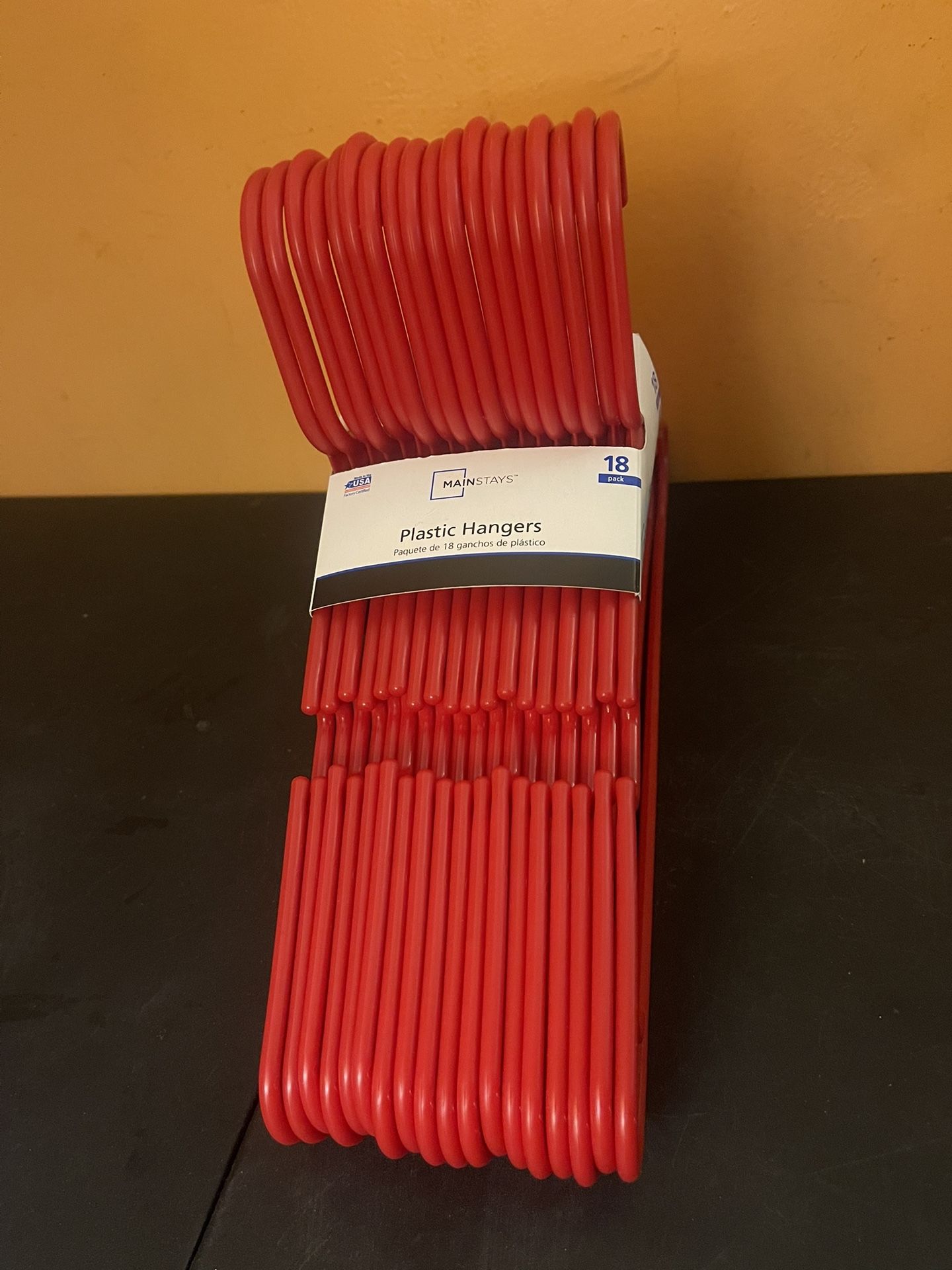 Mainstays Clothing Hangers, Durable Plastic Red 18 Pack