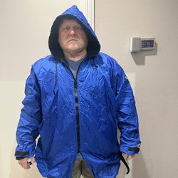 X-Large insulated Hooded Šcuba parka. 