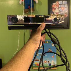 Xbox One Kinect + GTA 5 Skin