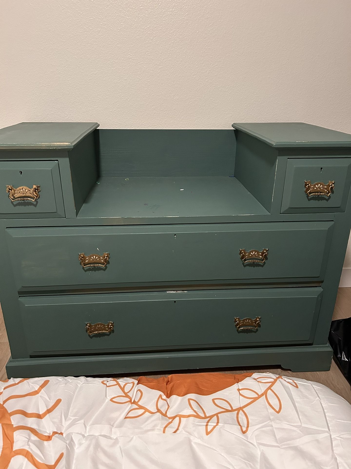 Antique Kids Vanity