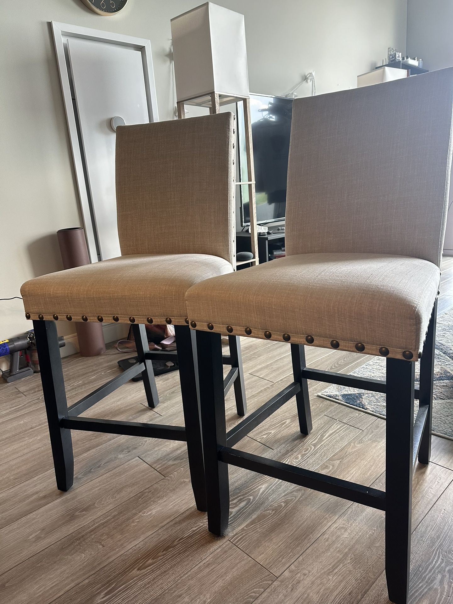 2 Beige Bar Stools With Back